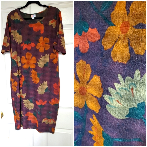 2xl Lularoe Julia (retail size 20-22) - Picture 1 of 3
